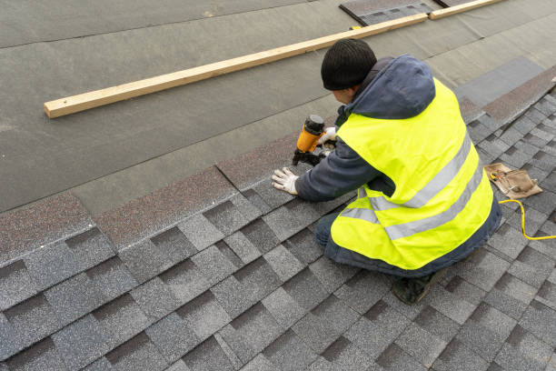 Roof Gutter Cleaning in Lake Mohawk, OH